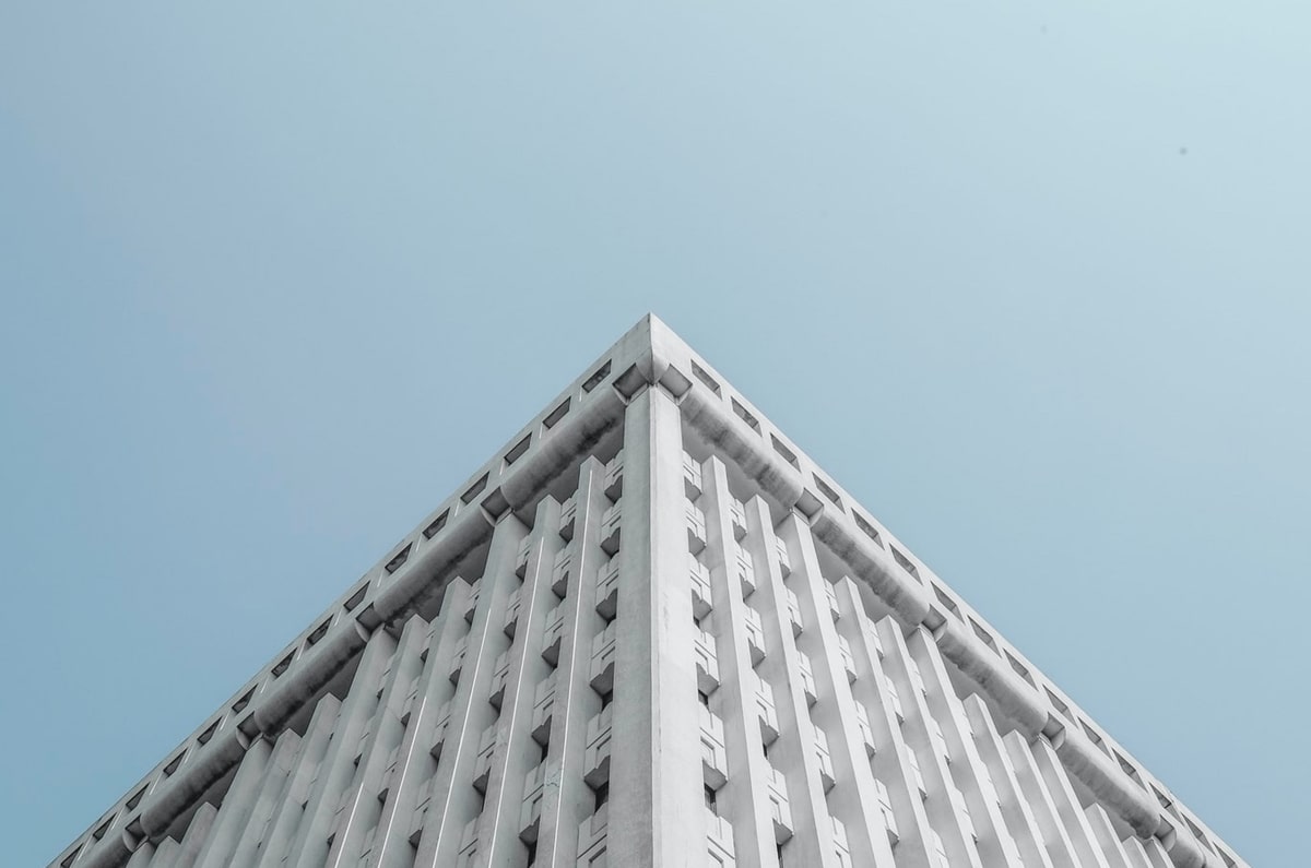 不在状态~詹姆斯成都行现场三分连续5投不中 游戏环节不敌崔永熙